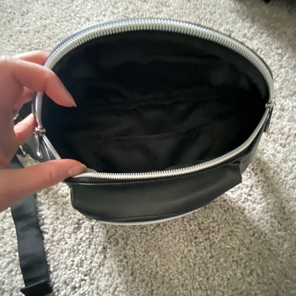 Fanny pack - Picture 2 of 2